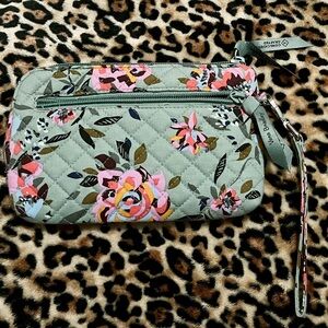 NWOT Vera Bradley Quilted Sage Floral Wristlet with Pink Accents